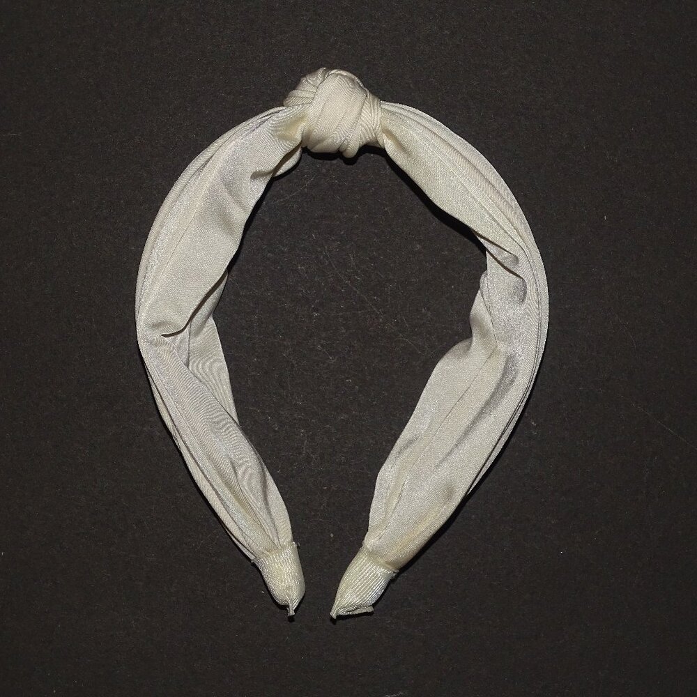 Ivory pleated headband
